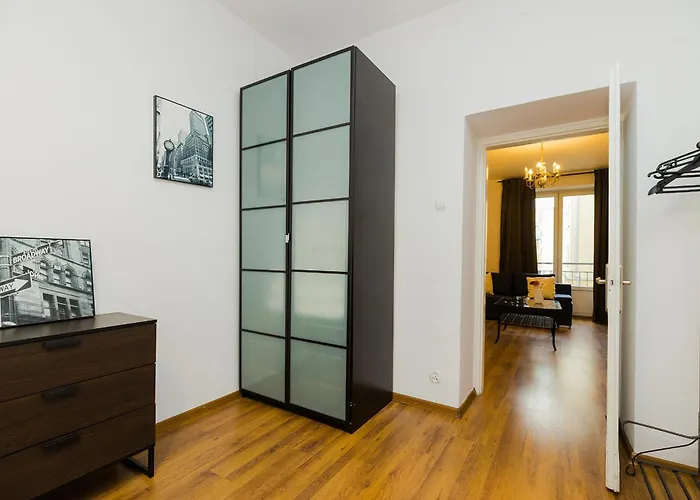 Shortstaypoland Sandomierska B157